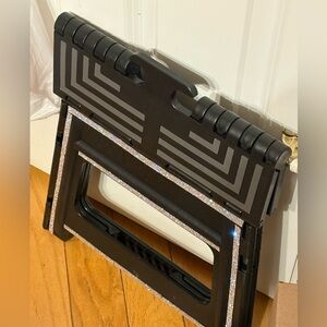Black Folding Step Stool with RHINESTONE  Trim! NWT! Free gift with purchase!